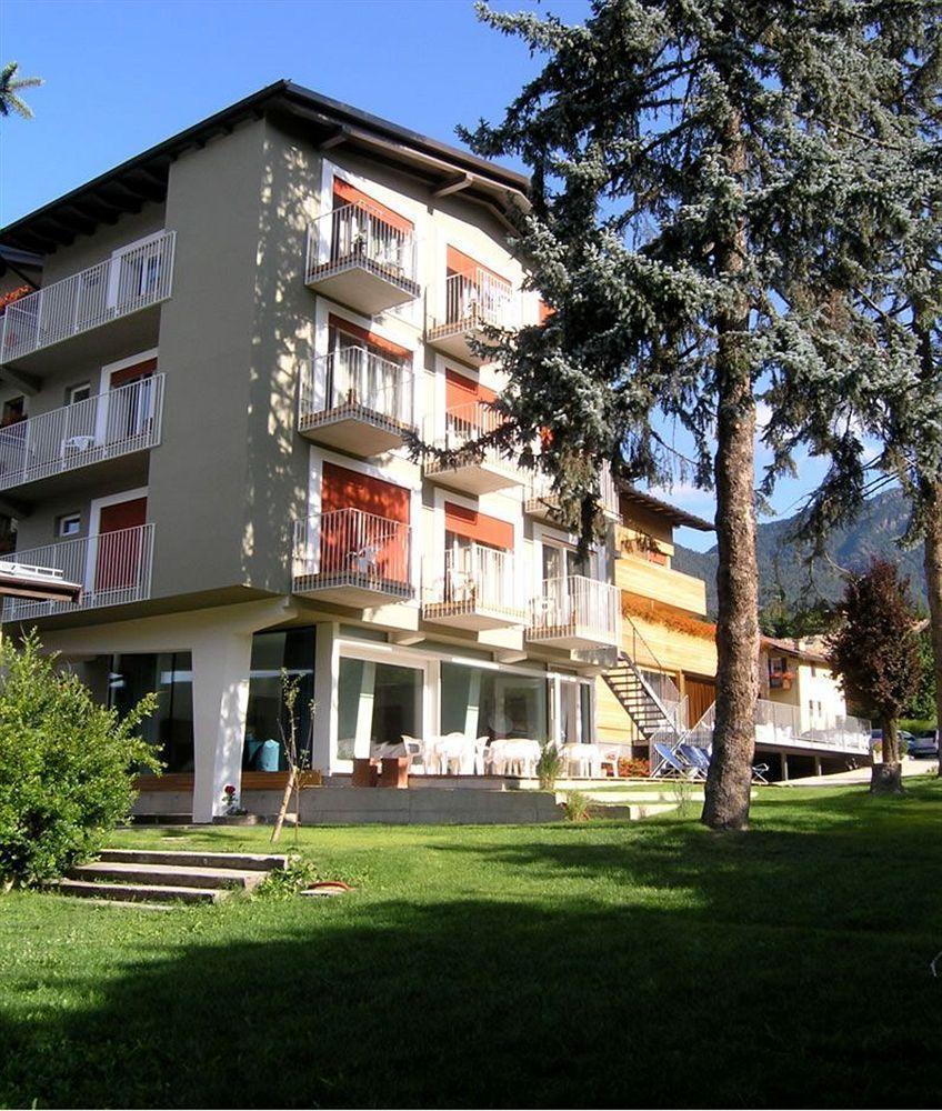 Azalea Park Hotel Кавалезе Екстериор снимка